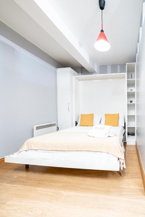 London Studio Apartment Екстериор снимка